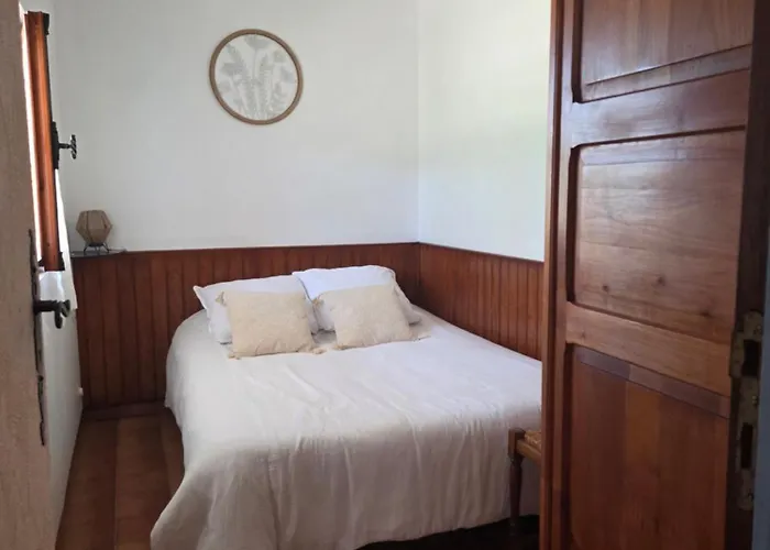 Aurelia Verdon Couette-café 3*