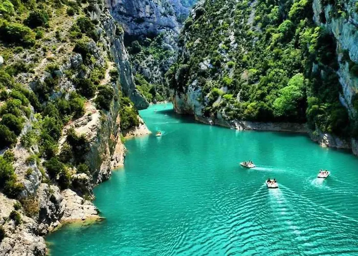 Couette-café Aurelia Verdon Angles (Alpes-de-Haute-Provence)